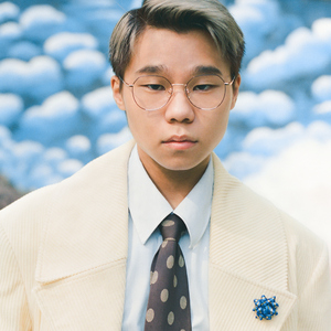 殴美在线一区二区
